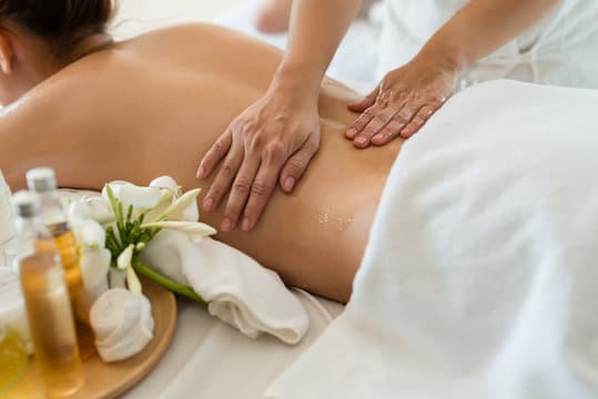 Massage zu fairen Preisen in Linz - Massage & Kosmetik Hochholzer